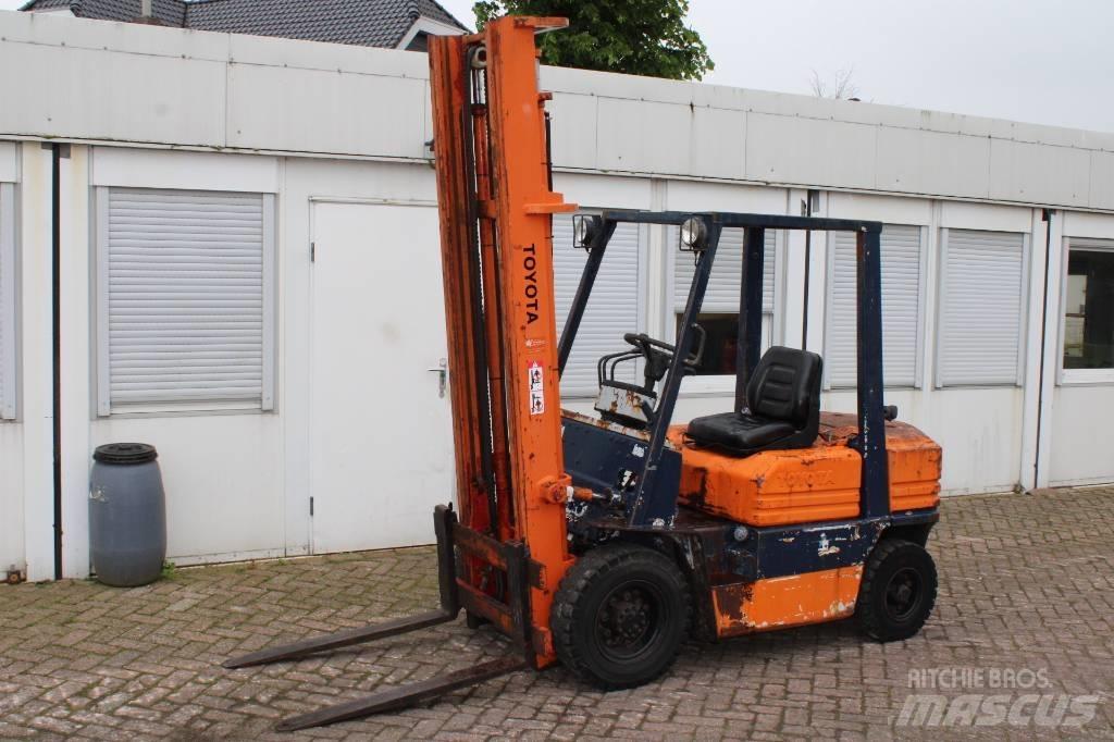 Toyota 5 FD 25 Diesel Stapler