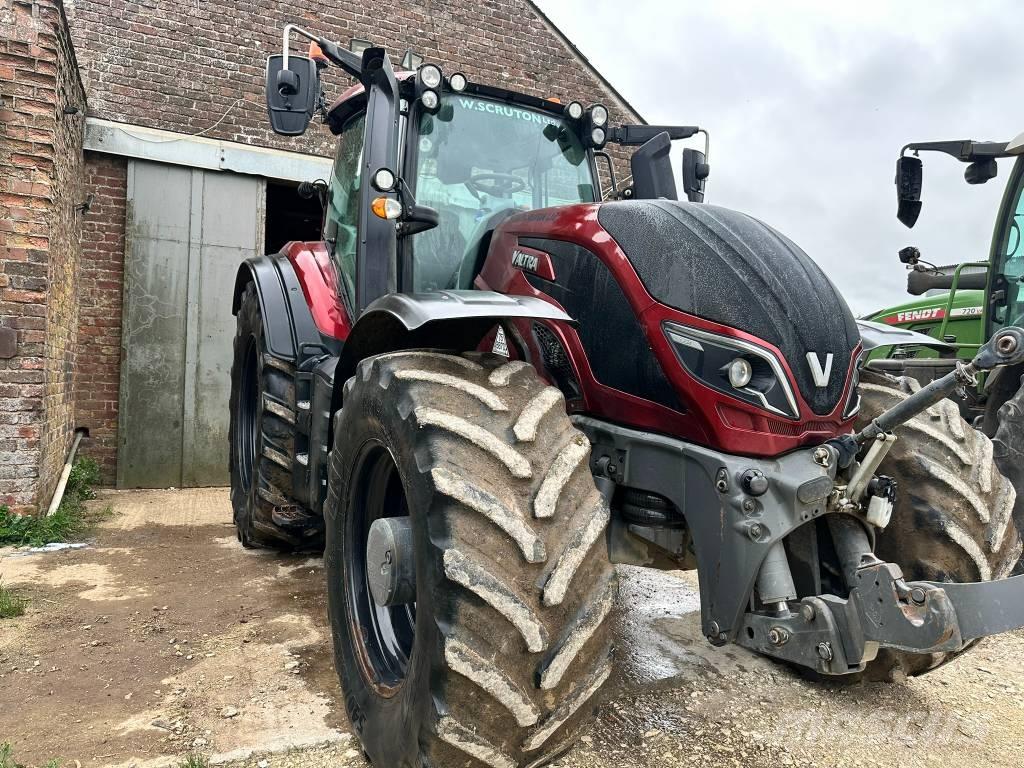 Valtra T 234 V Traktoren