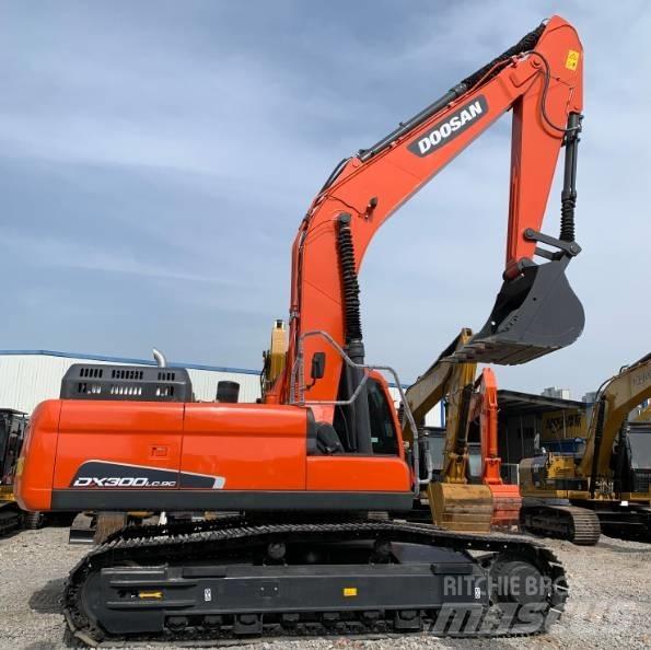 Doosan DX 300 LC-9C Raupenbagger