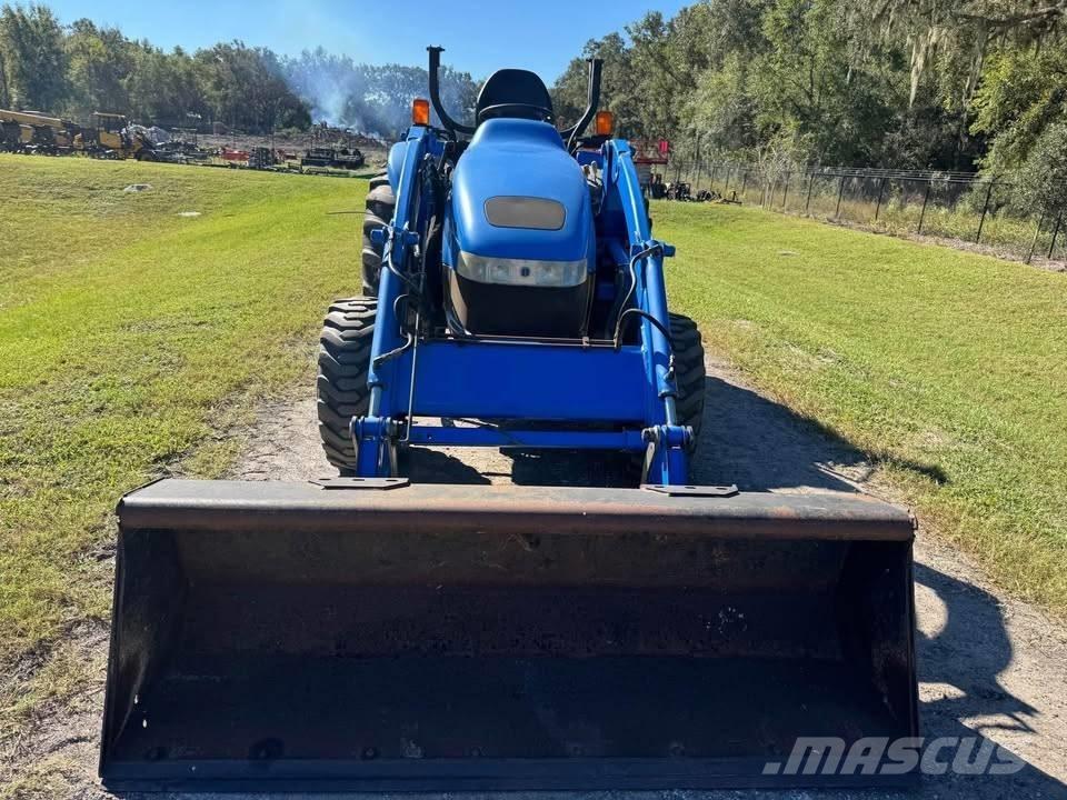 New Holland TC 35 Traktoren
