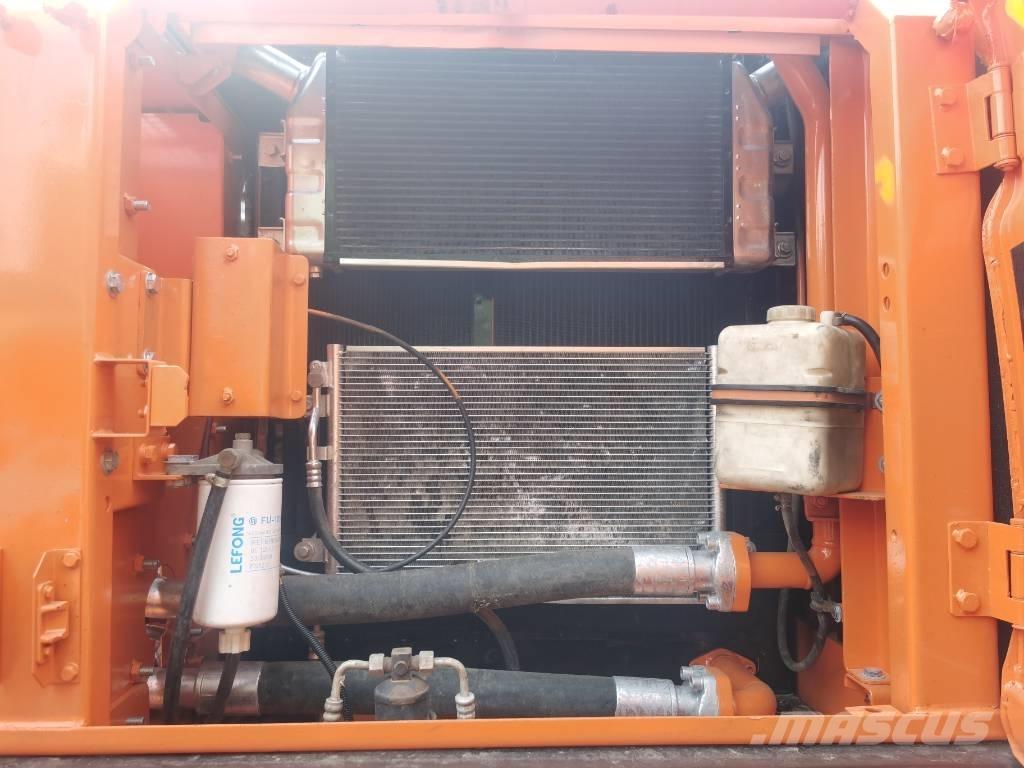 Doosan DX 225 LC Raupenbagger