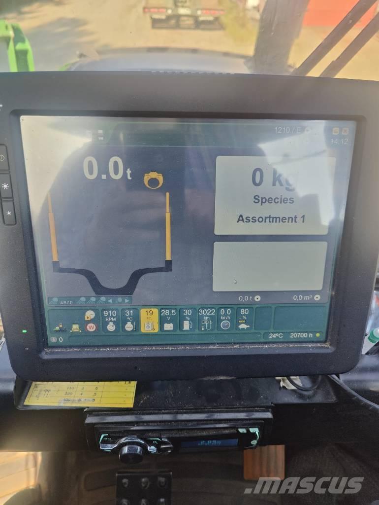 John Deere 1210E Forwarder