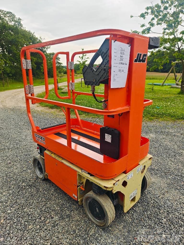 JLG 1230 ES Personenaufzüge