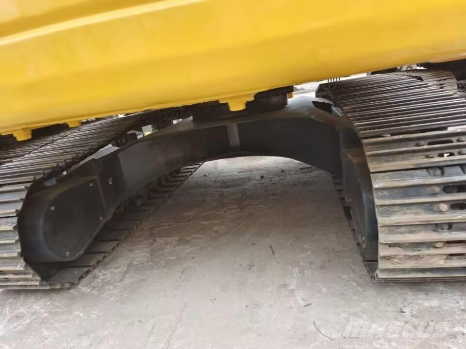 Komatsu PC 200 Raupenbagger