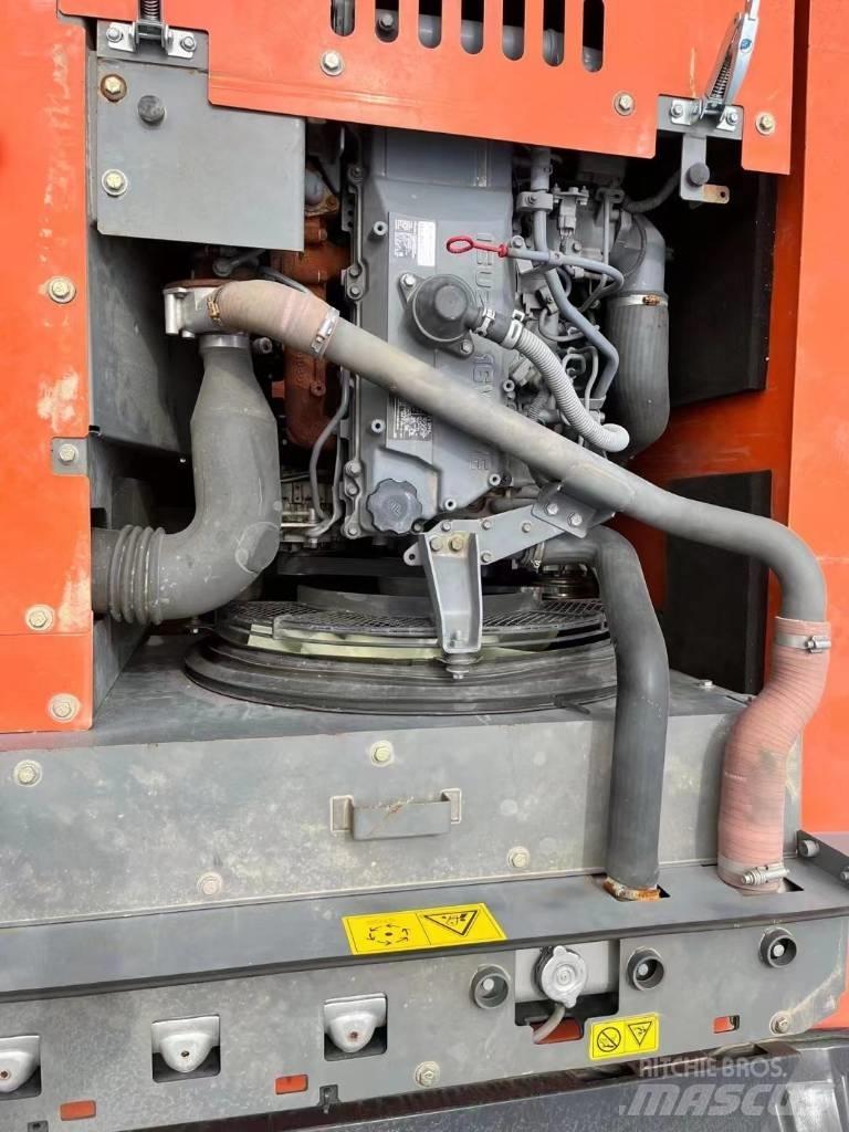 Hitachi ZX 240-3 Raupenbagger