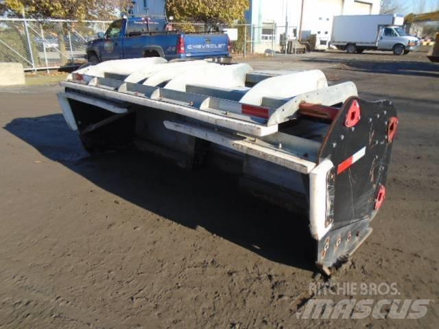  CUSTOM BUILT 8' TO 16' Sonstige Baumaschinen