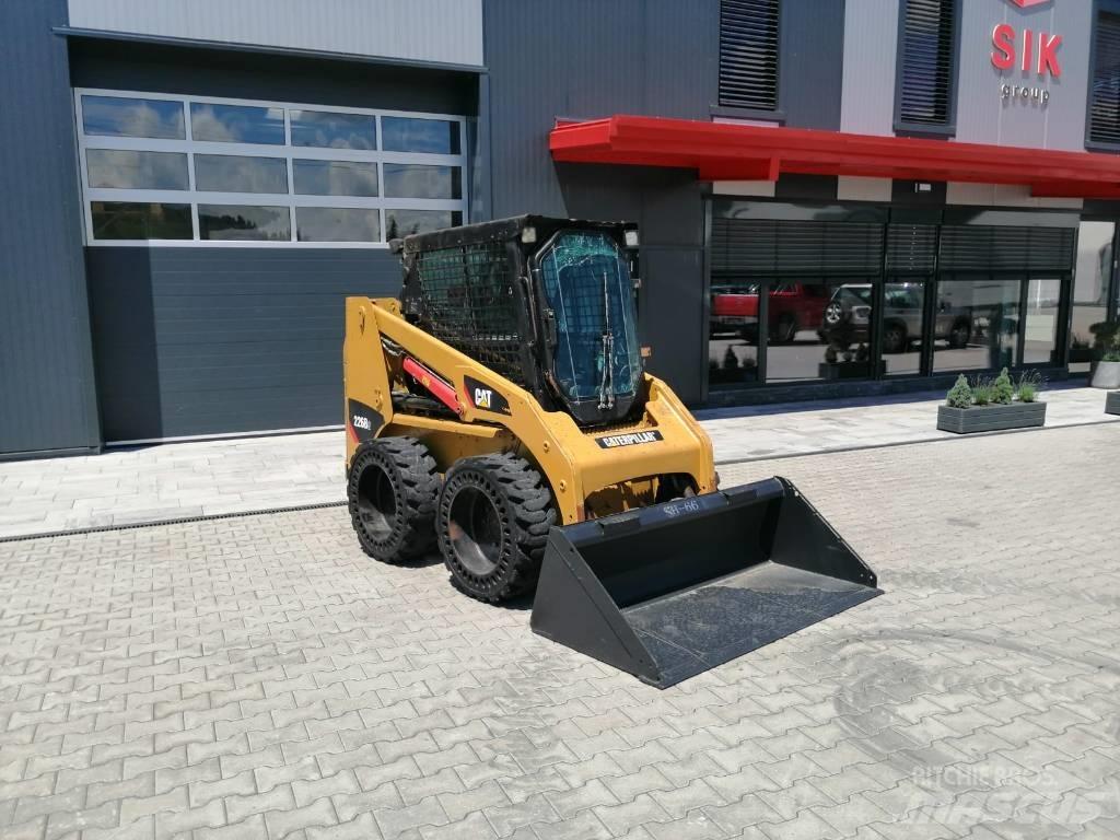 CAT 226 B 3 Kompaktlader