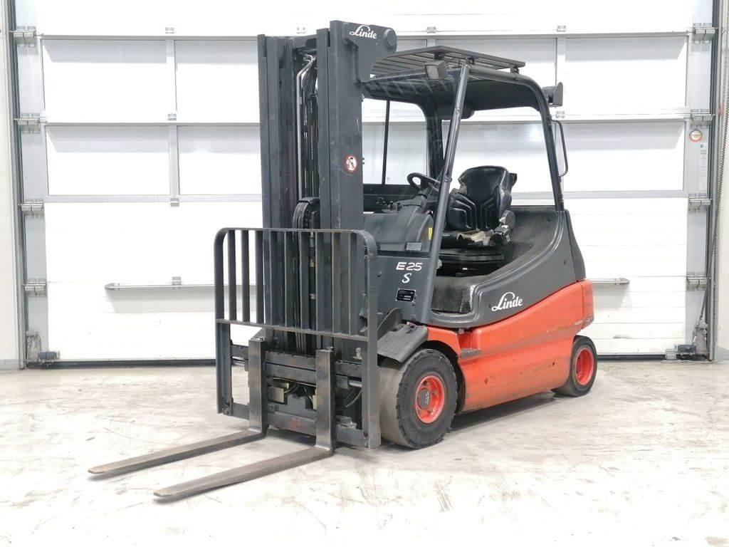 Linde E25-03 Elektro Stapler