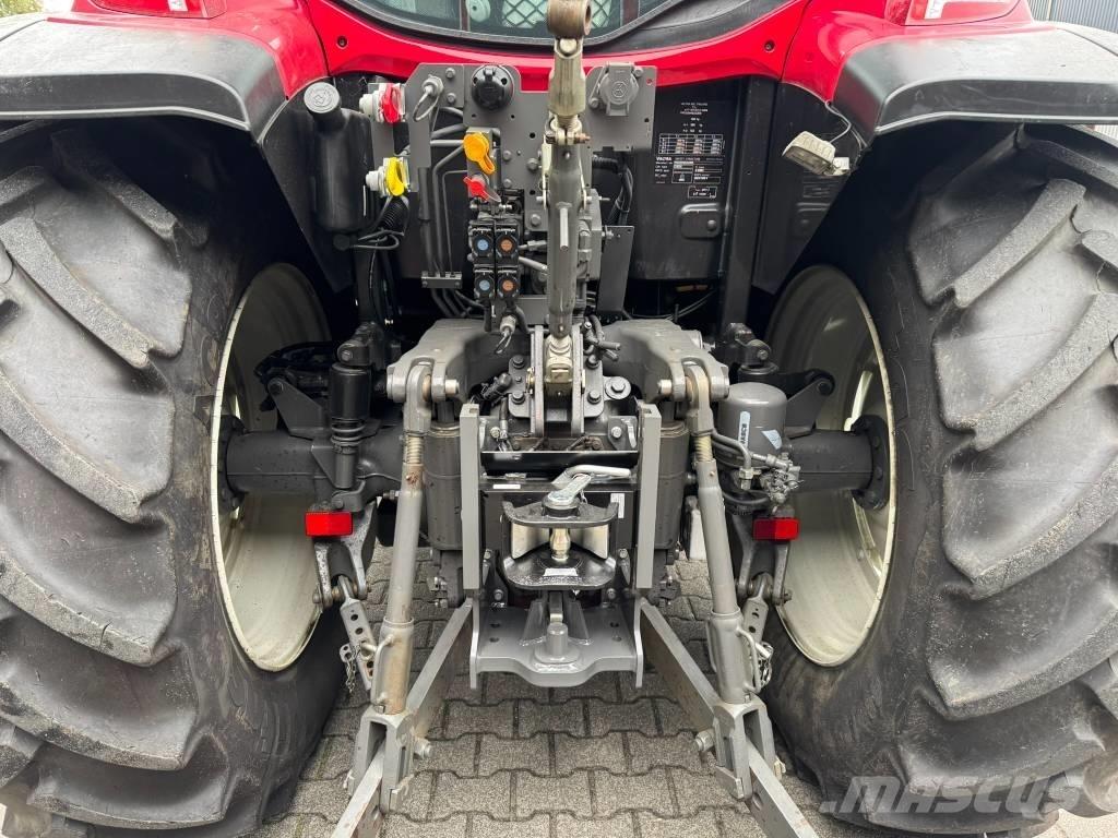 Valtra G105 H Traktoren