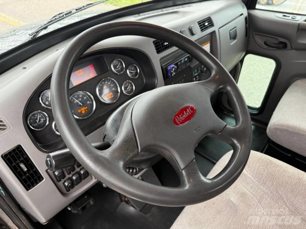 Peterbilt 348 Bergungsfahrzeuge