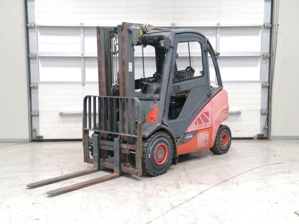 Linde H25D-02/600 Gas Stapler