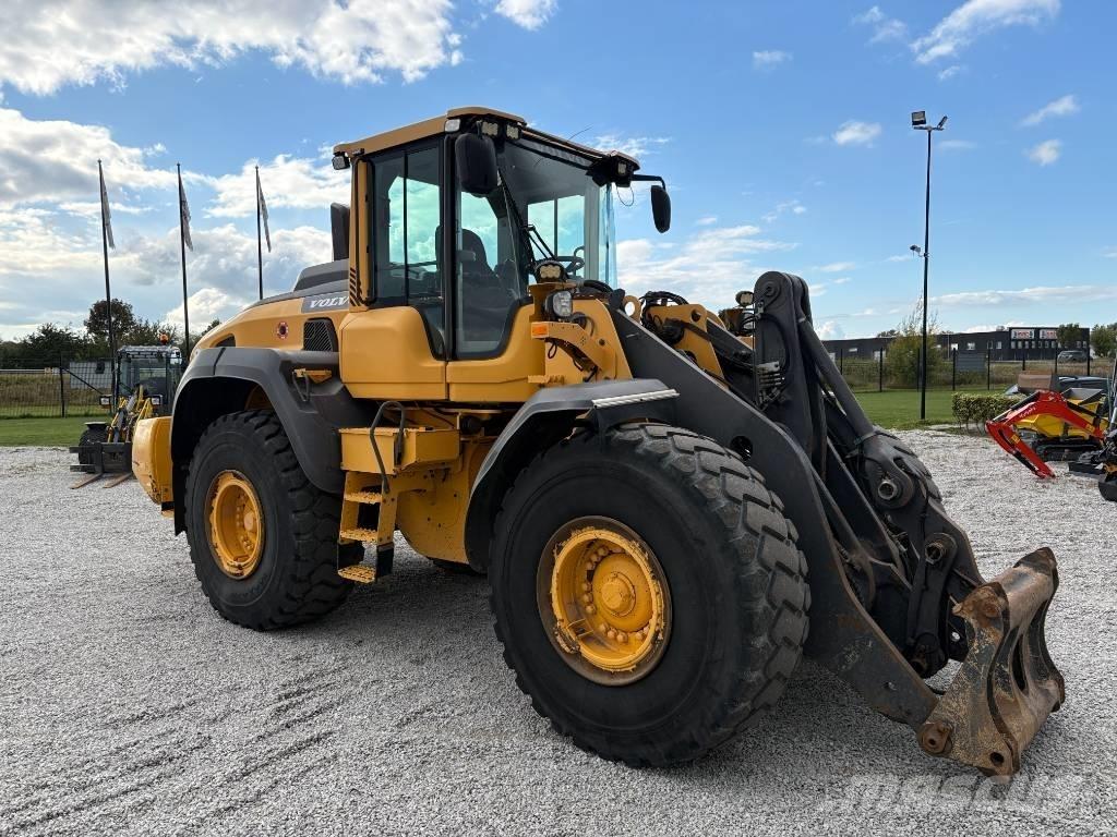 Volvo L 120 H Radlader