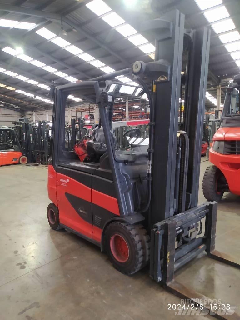 Linde E30/600 Elektro Stapler