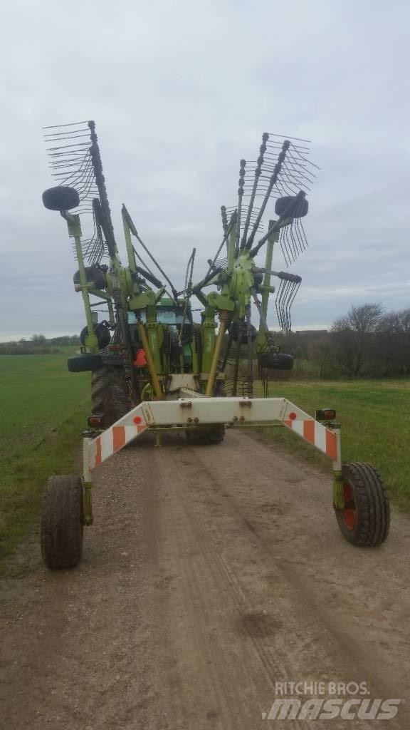 CLAAS 880 LINER Kreiselheuer/-wender
