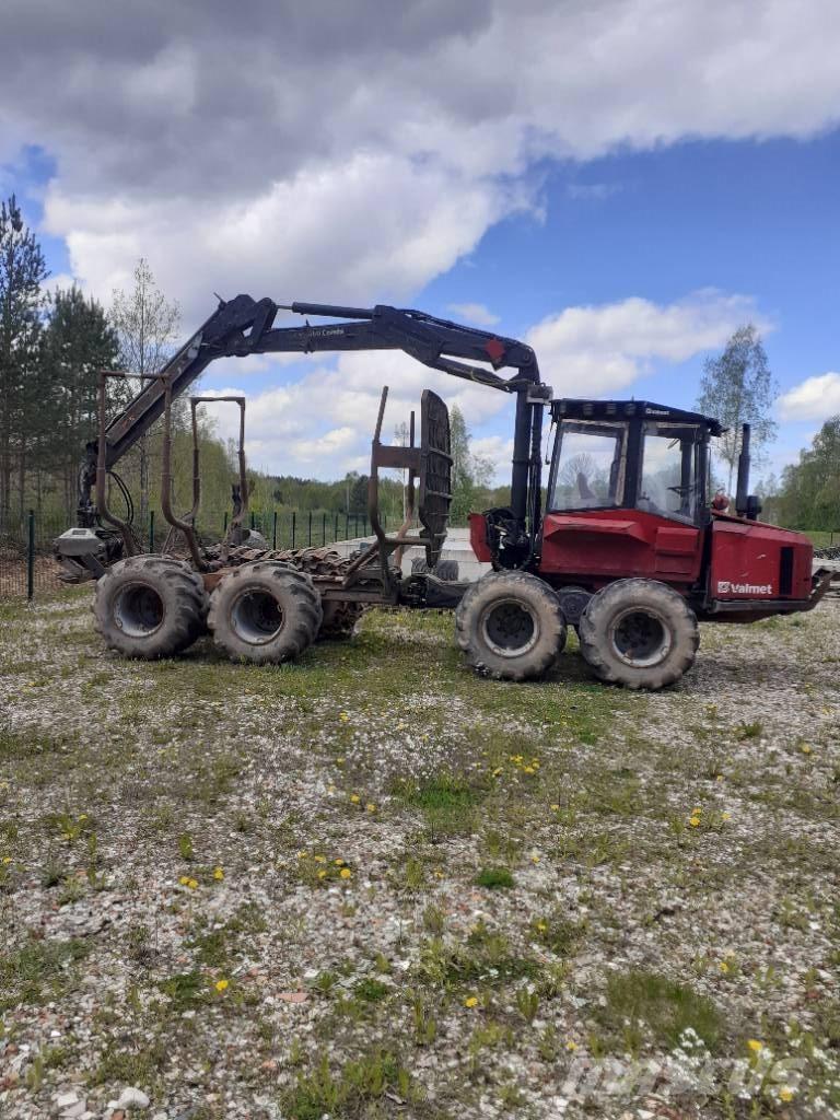 Valmet 820 Forwarder
