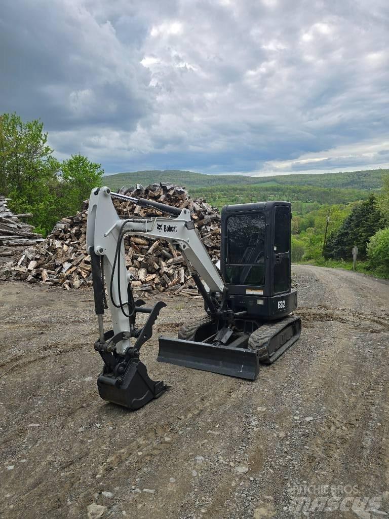 Bobcat E 32 Minibagger < 7t