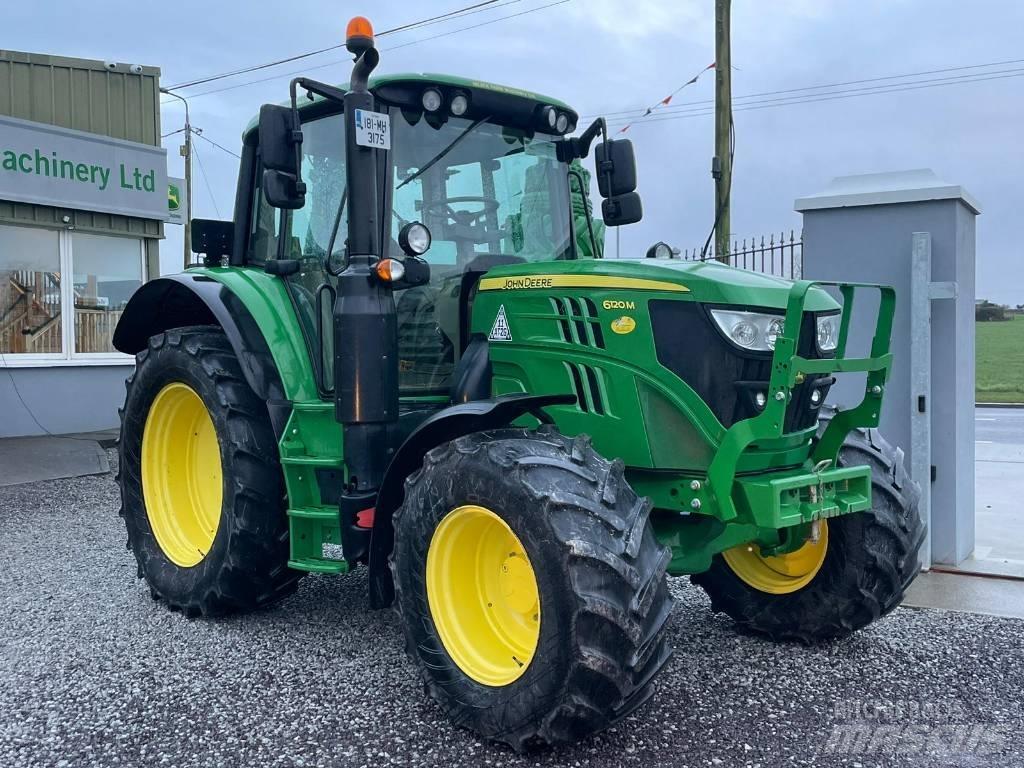 John Deere 6120 M Traktoren
