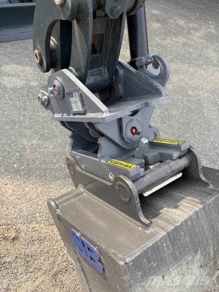 Hyundai HX 25 AZ Minibagger < 7t