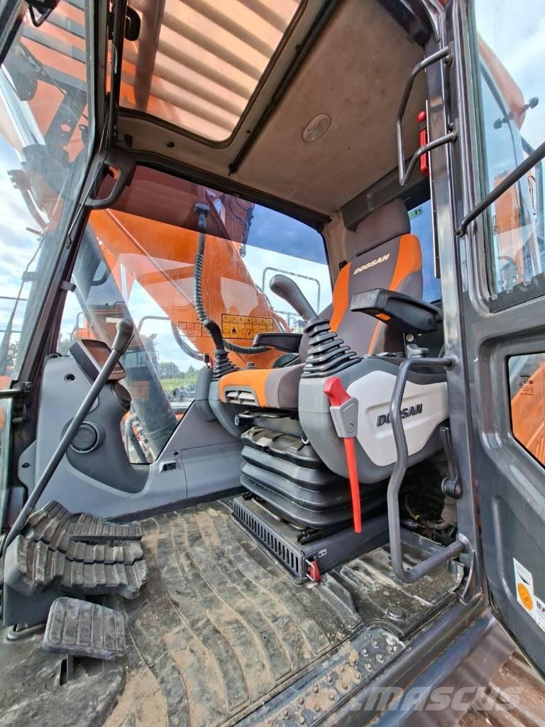 Doosan DX255LC-5 Raupenbagger
