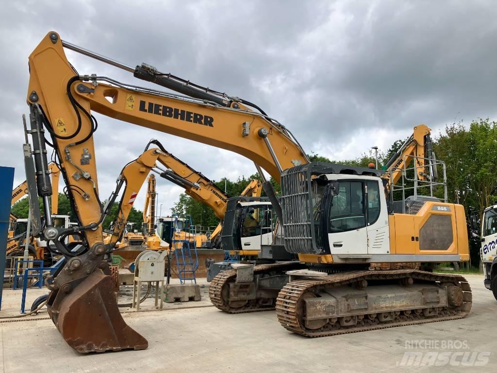 Liebherr R 945 Raupenbagger