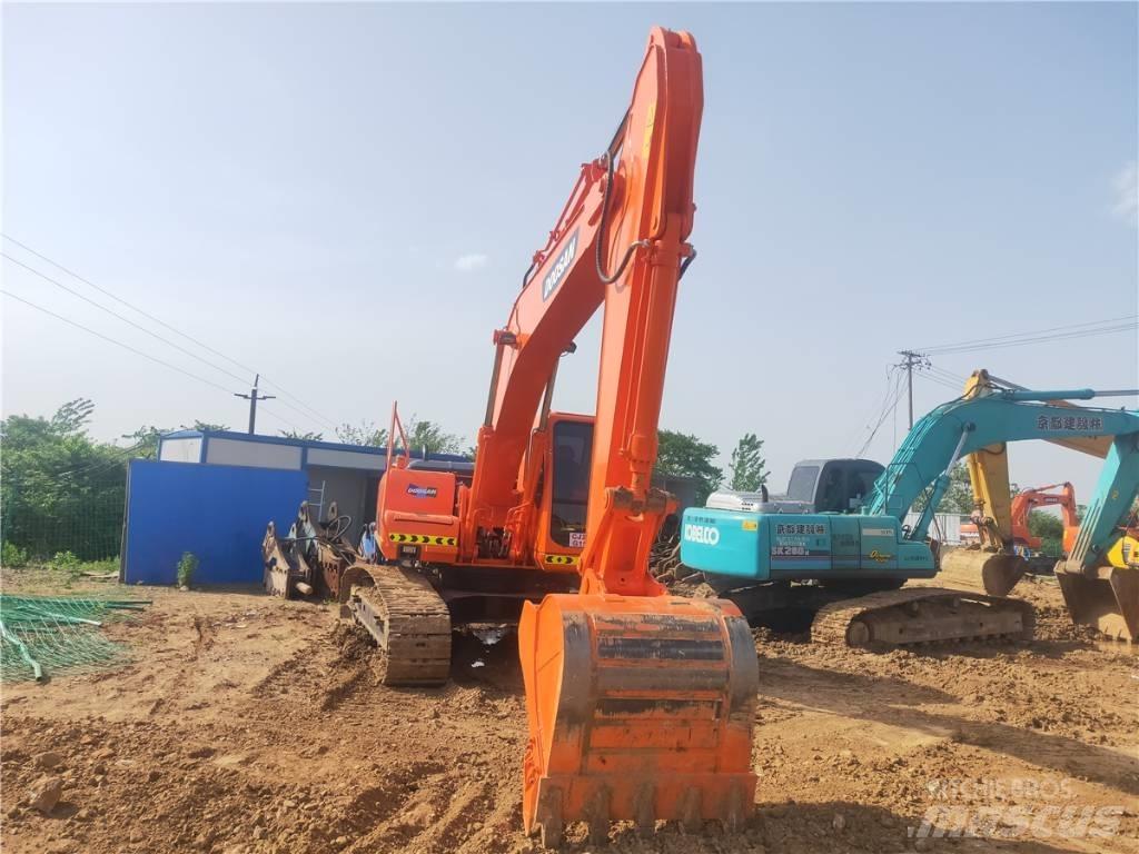 Doosan DH 220 LC-7 Raupenbagger