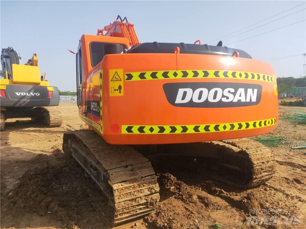 Doosan DH 220 LC-7 Raupenbagger