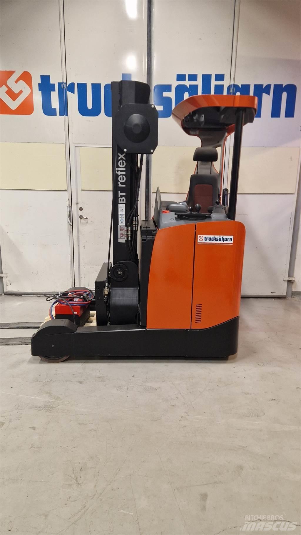 BT RRE200E Schubmaststapler