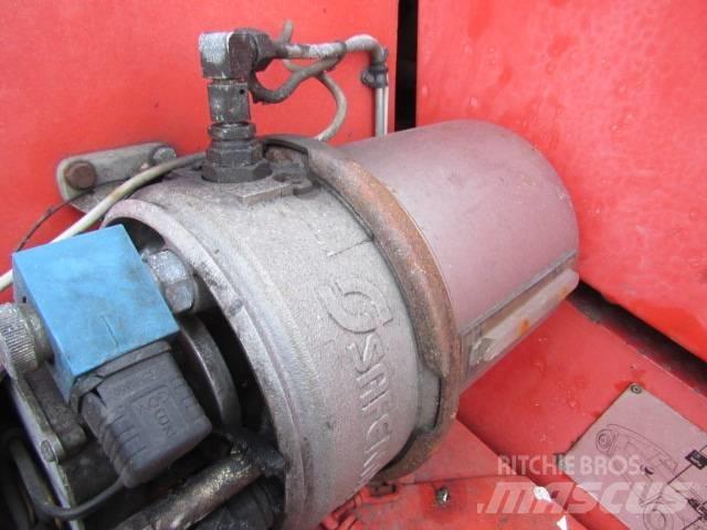 Kalmar DCD 120-12 Diesel Stapler