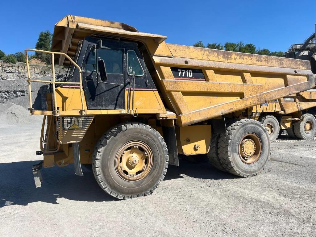 CAT 771D Dumper - Starr