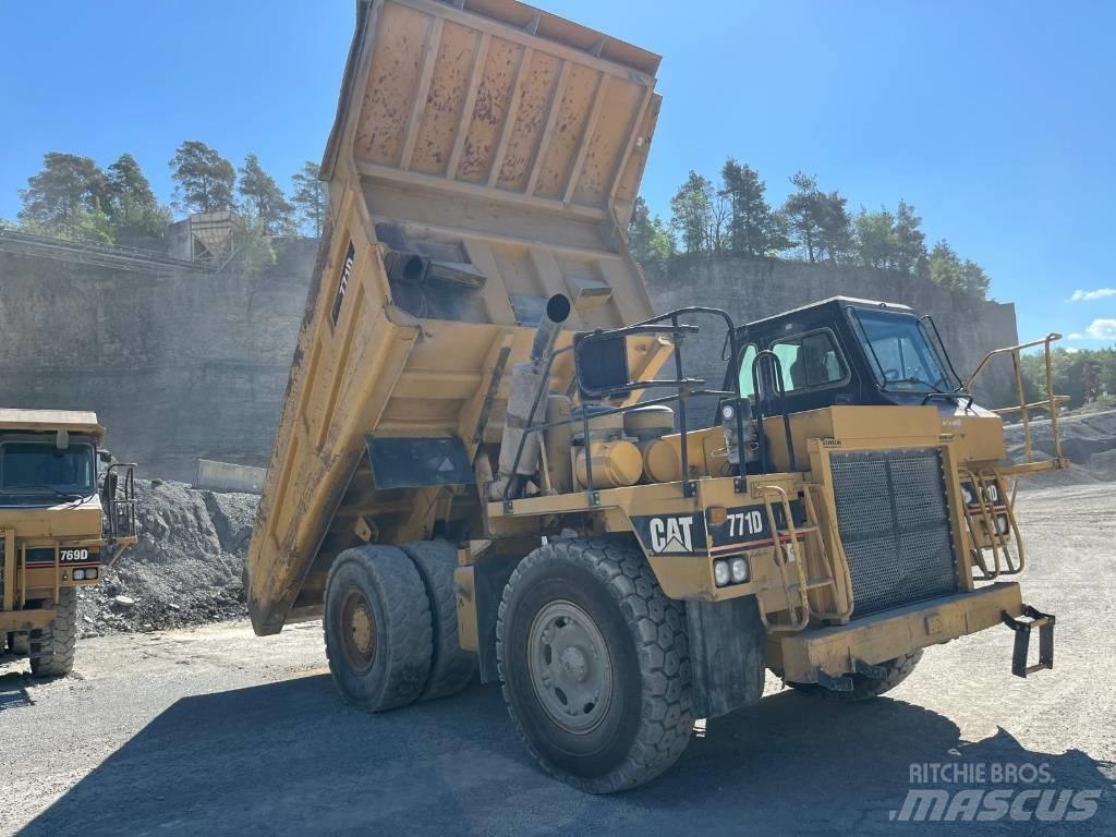 CAT 771D Dumper - Starr