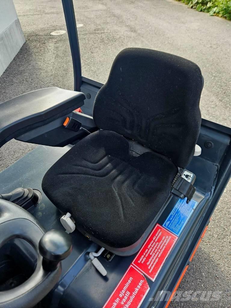 Linde E 16 C-02 Elektro Stapler