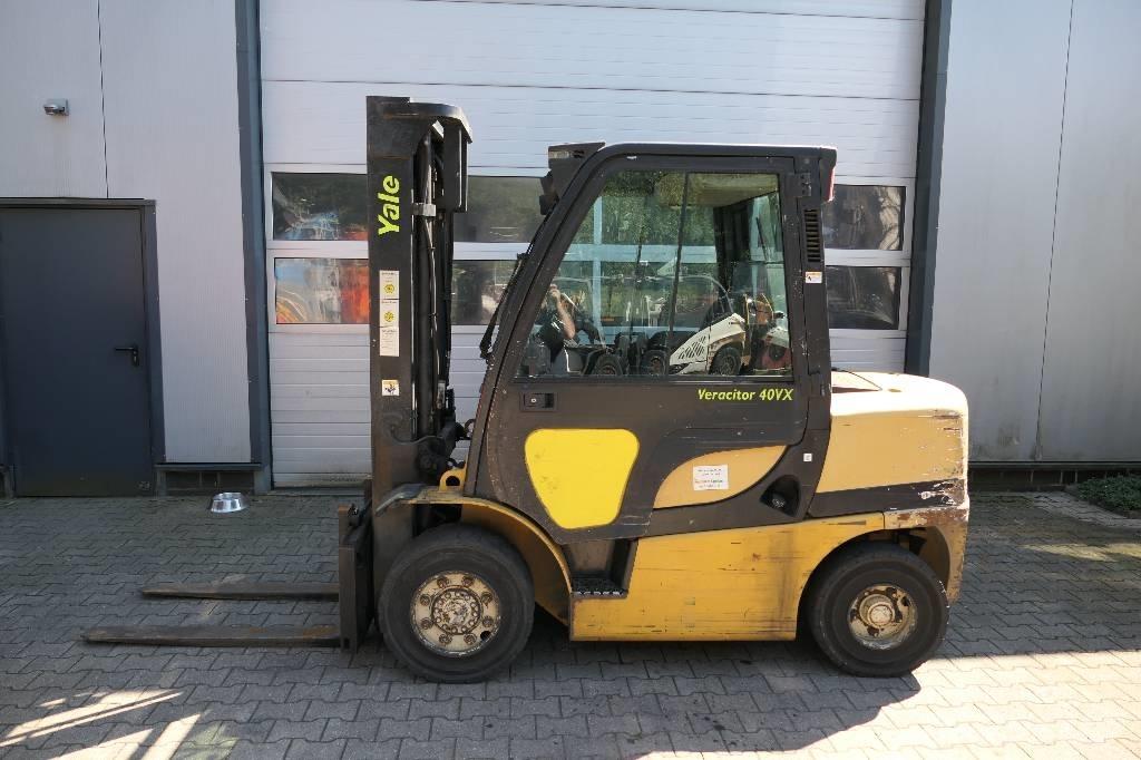 Yale GDP40 VX5 Diesel Stapler