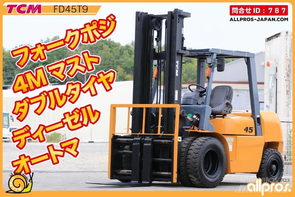 TCM FD45T Diesel Stapler