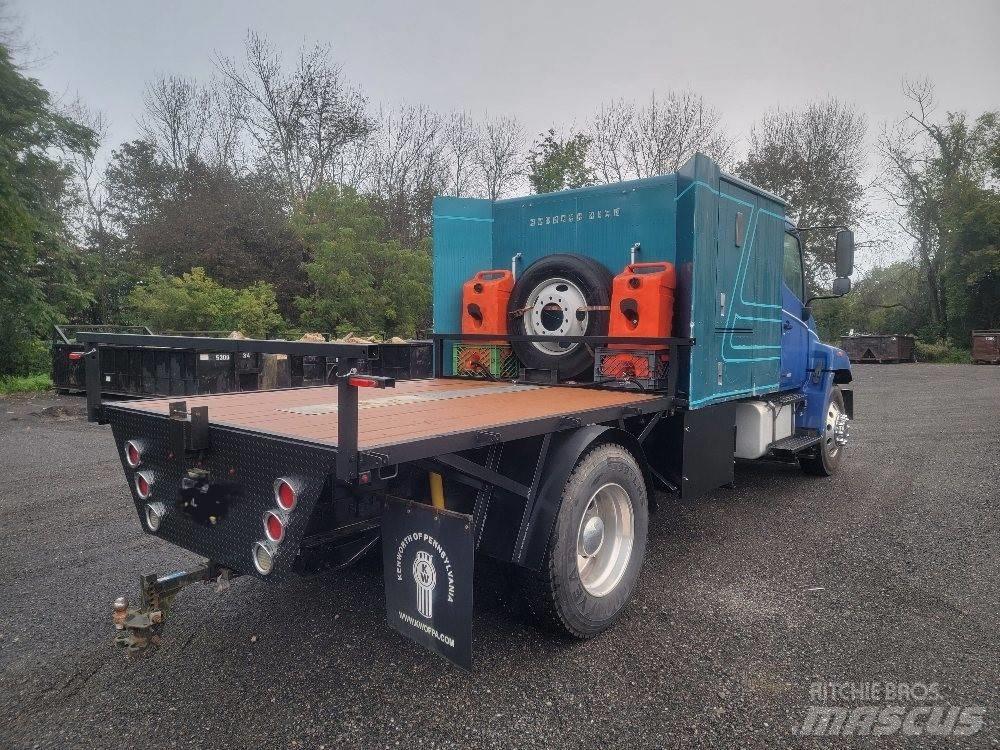 Hino 338 Pritschenwagen/Pritschenwagen mit Seitenklappe