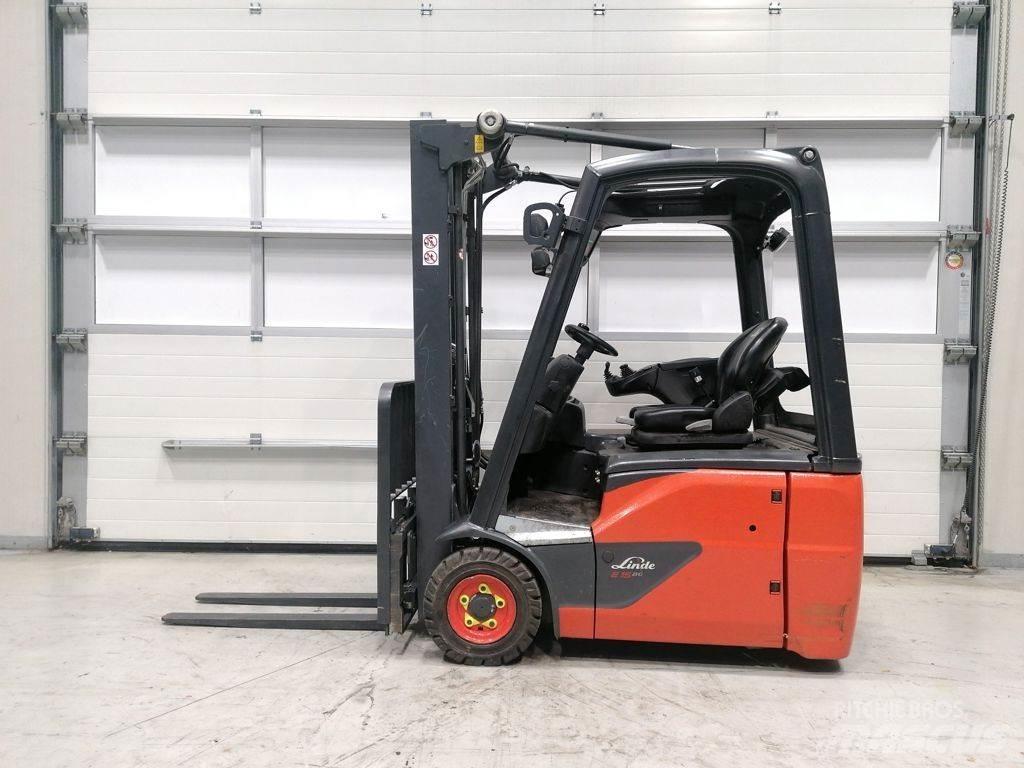 Linde E15-02 Elektro Stapler