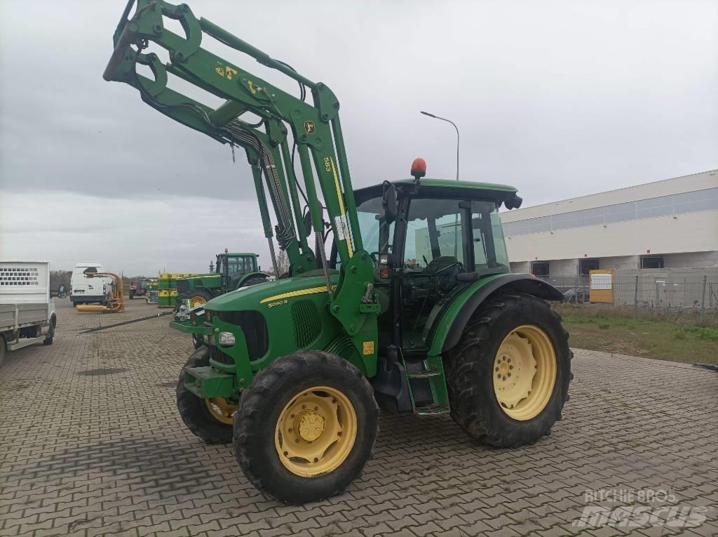 John Deere 5090 R Traktoren