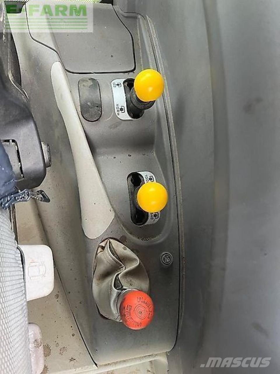 Deutz-Fahr 6120 Traktoren