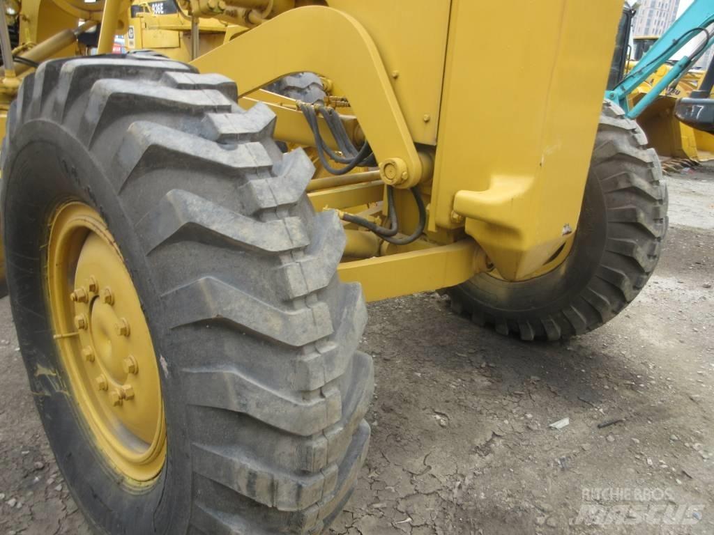 Komatsu GD 623 Grader