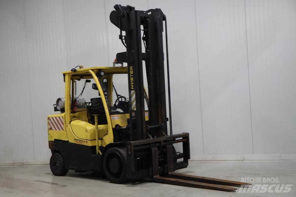 Hyster S7.0FT-8 Gas Stapler