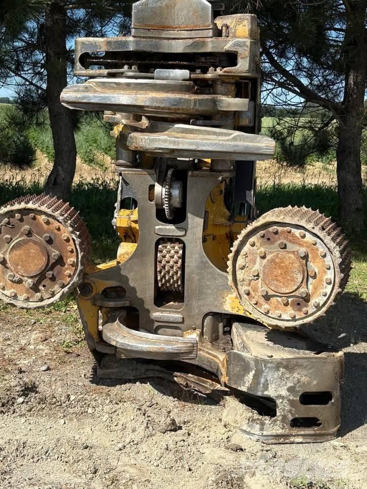 Tigercat TH575 Schneidwerke