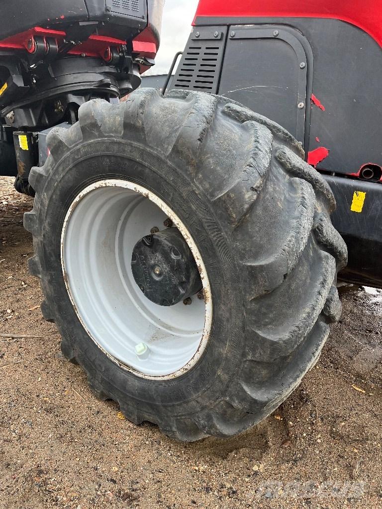 Komatsu 911 Harvester