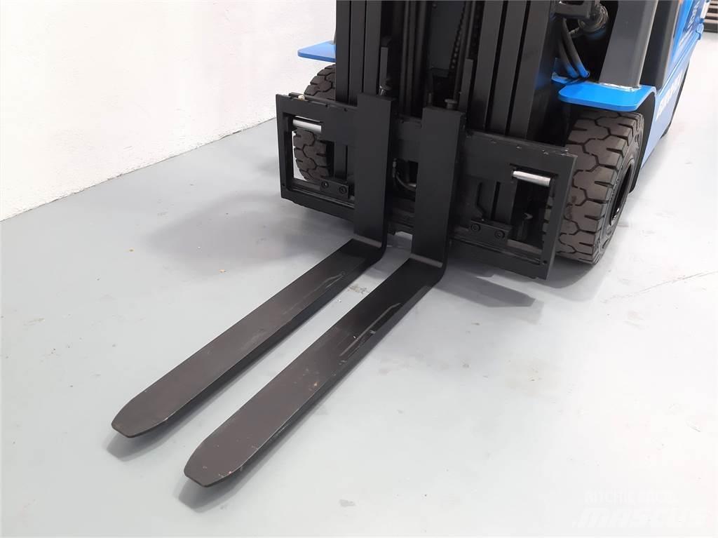  ECB25C Elektro Stapler