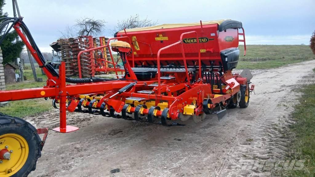 Väderstad Rapid300C Drillmaschinen