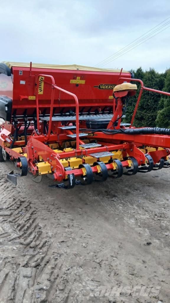 Väderstad Rapid300C Drillmaschinen