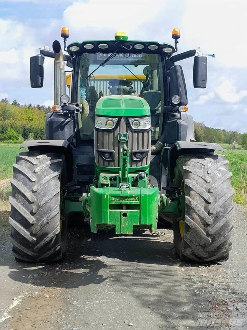 John Deere 6175 R Traktoren