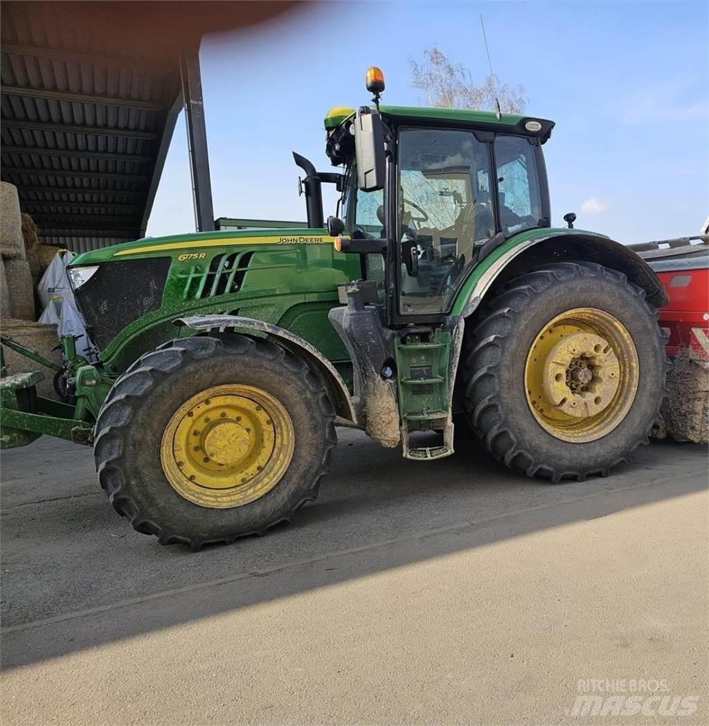 John Deere 6175 R Traktoren