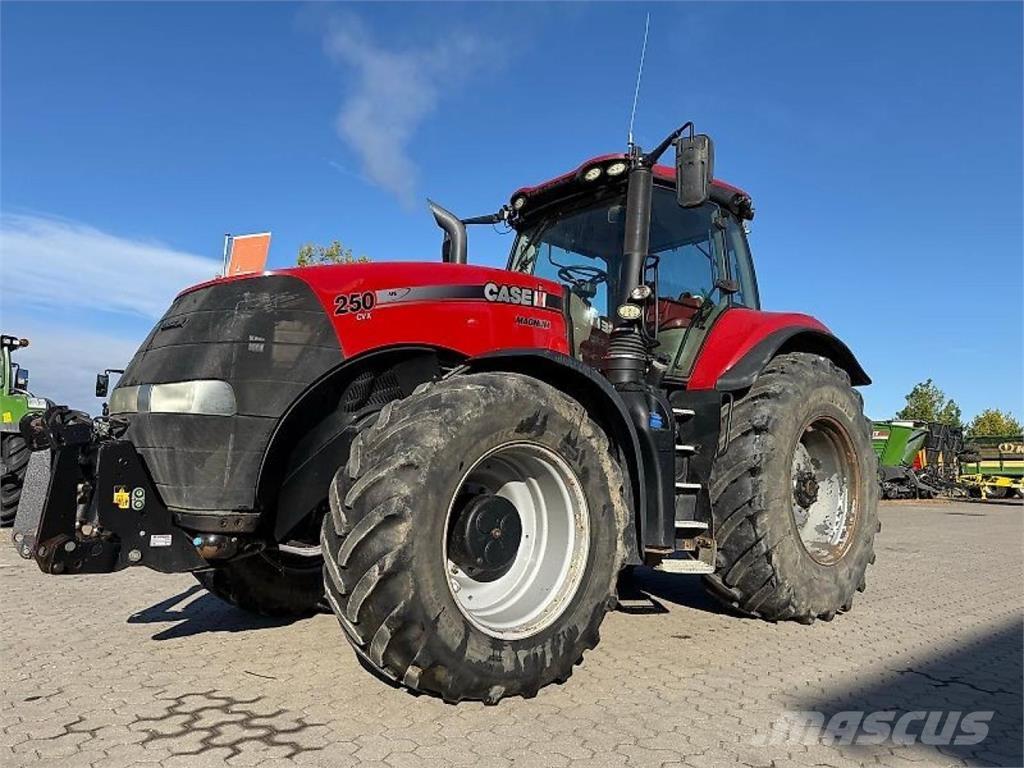 Case IH IH CVX 310 Traktoren