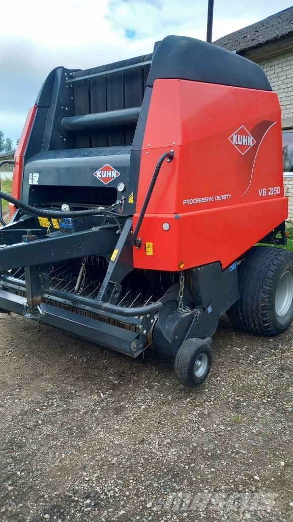 Kuhn VB 2160 Rundballenpressen