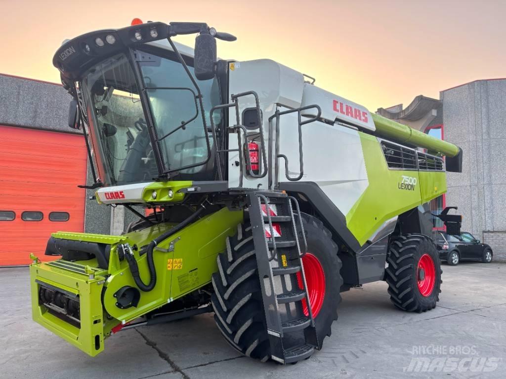 CLAAS Lexion 7500 Mähdrescher
