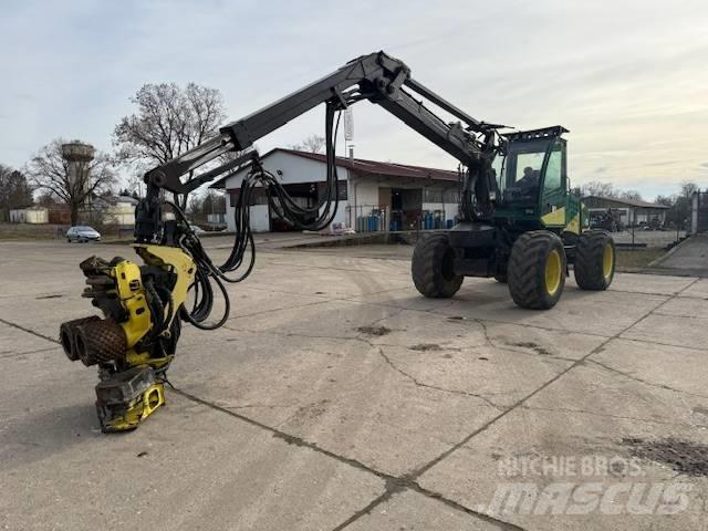Timberjack 770D Harvester